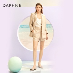 Daphne/达芙妮2020春平底鞋女单鞋猪皮内里闪耀钻饰时装鞋尖头鞋