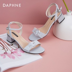 达芙妮2020夏季新款女鞋一字式扣带中跟粗跟露趾凉鞋优雅淑女鞋子