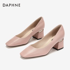 Daphne/达芙妮2020春单鞋新品头层羊皮方头女鞋猪皮内里方跟单鞋