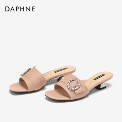 Daphne/达芙妮2020夏季新款女鞋酒杯跟夹趾一字拖鞋日常休闲凉鞋