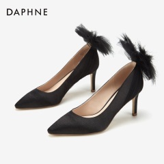 Daphne/达芙妮2020春季新品羽毛饰花性感浅口优雅时装单鞋