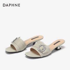 Daphne/达芙妮2020夏季新款女鞋酒杯跟夹趾一字拖鞋日常休闲凉鞋