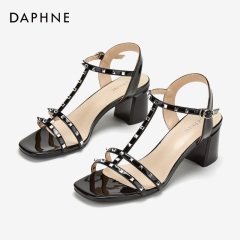 Daphne/达芙妮2020夏季新品凉鞋女罗马风粗跟凉鞋