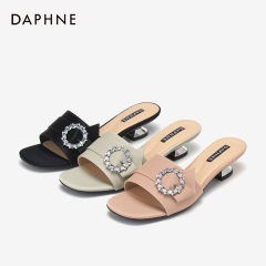 Daphne/达芙妮2020夏季新款女鞋酒杯跟夹趾一字拖鞋日常休闲凉鞋