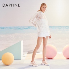 Daphne/达芙妮2020春季新款适圆头女单鞋精美花瓣网纱运动老爹鞋