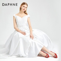 Daphne/达芙妮2020春浅口单鞋猪皮内里宴会鞋闪耀钻扣婚鞋高跟鞋