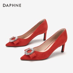 Daphne/达芙妮2020春浅口单鞋猪皮内里宴会鞋闪耀钻扣婚鞋高跟鞋