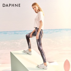 Daphne/达芙妮2020春简约黑白透气拼接发泡厚底柔弹运动休闲鞋