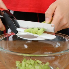 厨房不锈钢食物多功能剪刀菜板二合一可拆卸水果刀宝宝辅食剪子