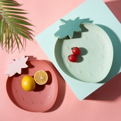 优思居 创意草莓造型干果盘水果盘 家用客厅茶几塑料零食盘糖果盘