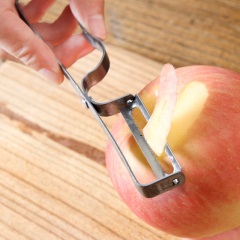 1削皮刀厨房不锈钢去皮器刮皮刨皮器多功能削皮器水果刀刮丝刨丝器