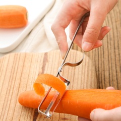 1削皮刀厨房不锈钢去皮器刮皮刨皮器多功能削皮器水果刀刮丝刨丝器